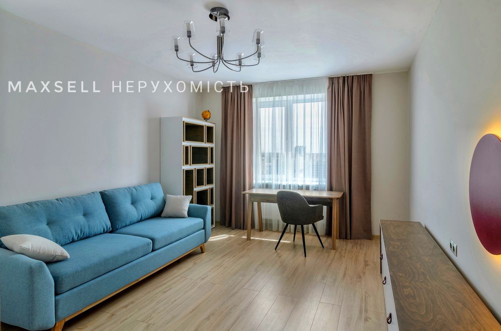 Продам квартиру з дизайнерським ремоном в центрі в новобудові