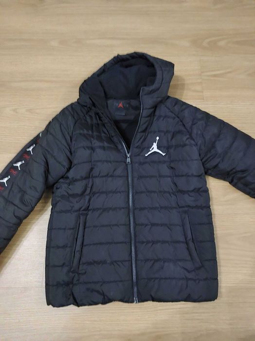 Kispo da JORDAN 12/13 anos como novo