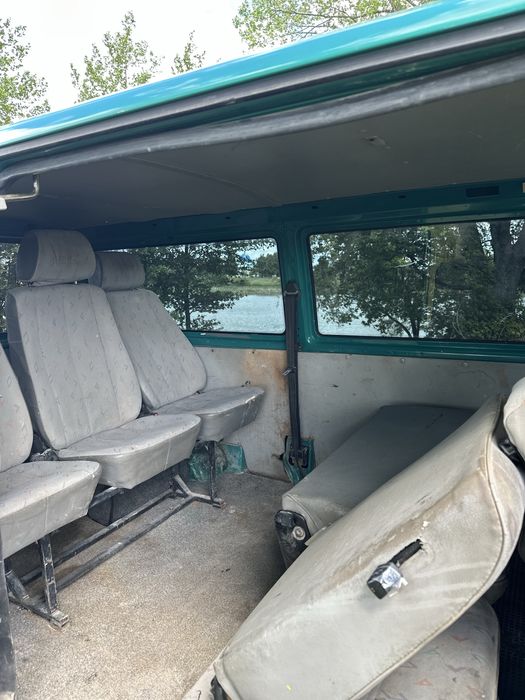 VOLKSWAGEN TRANSPORTER T4 2,5 TDI