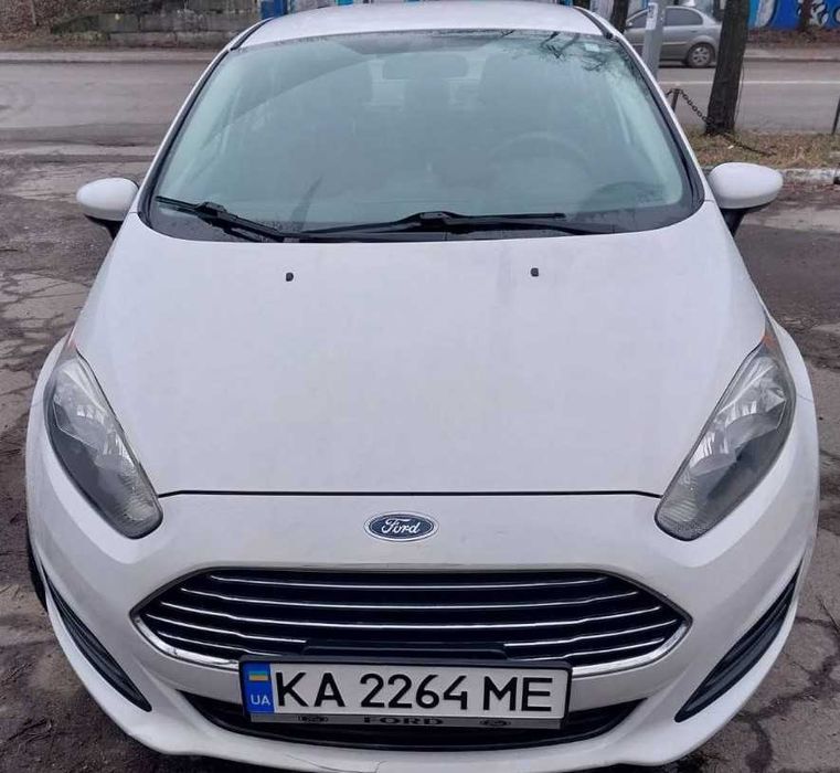 Оренда 4000 авто Аренда Прокат Fiesta фіеста