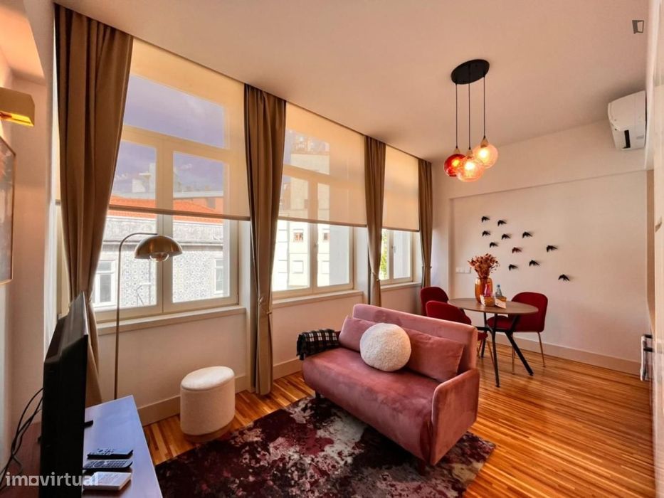 Apartamento com 1 quartos - localizado em Santo Ildefonso Porto