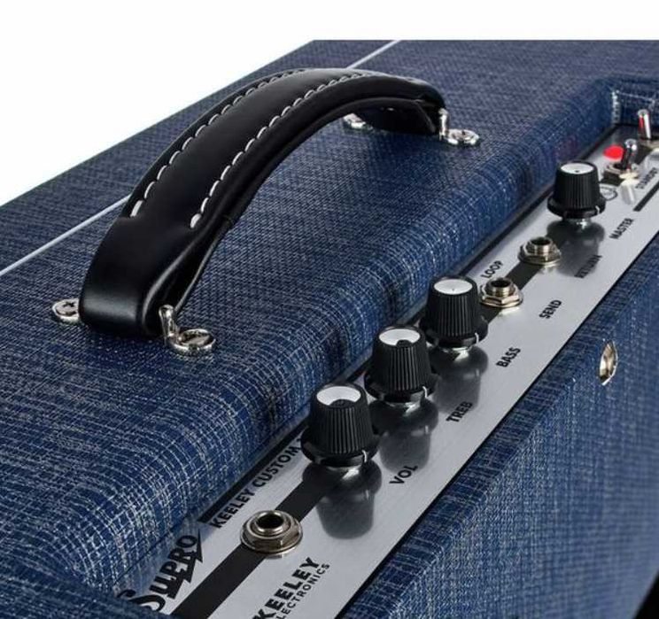 Amplificador Supro Keeley Custom - 25 watts - 100% a válvulas