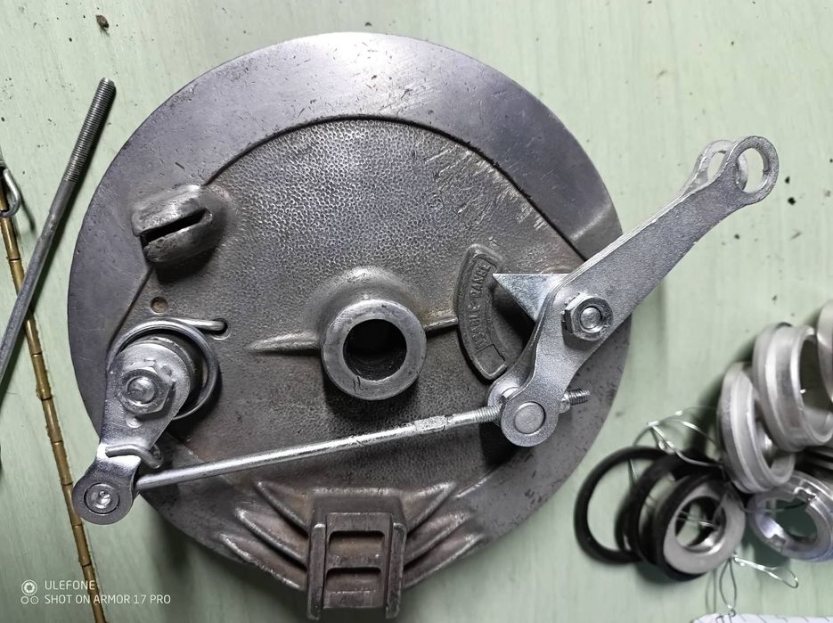 Передній опорнік ява чезет 638