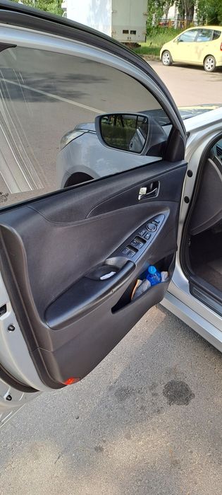 Hyundai Sonata 2012 VIN KMHEC41LBDA508764 фото оголошення 11 з 18