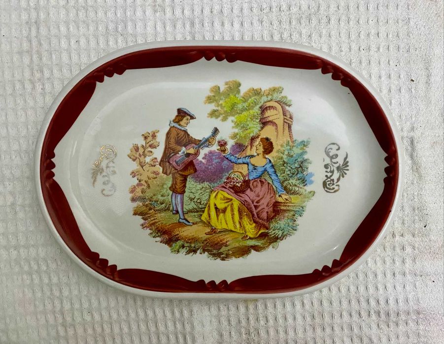 Lote Porcelanas de Coleção - Sacavém, Bavaria e Fragonard (Impecáveis)