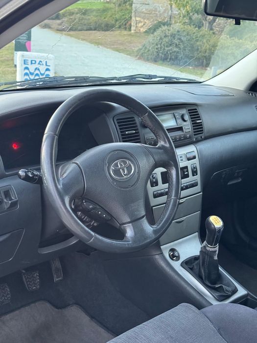 Toyota Corolla 2.0 D4D 5 Lugares
