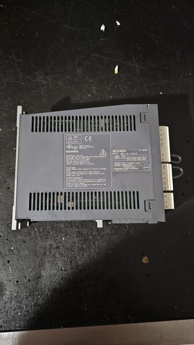 Serwowzmacniacz Mitsubishi MR-J3-100A4