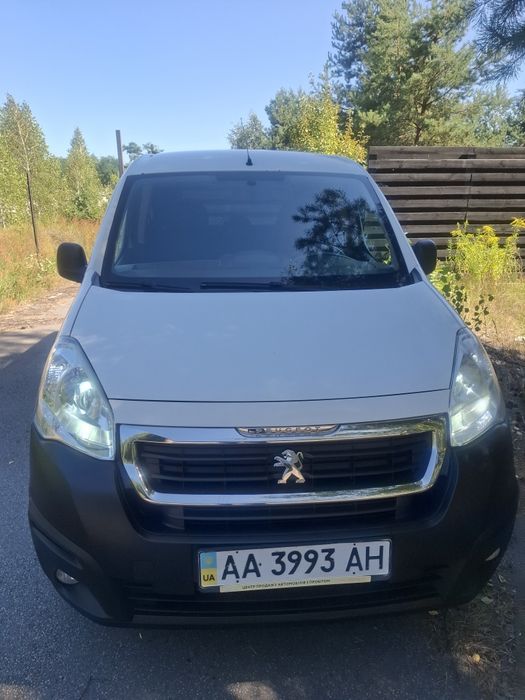 Продаю Peugeot Partner 1.6