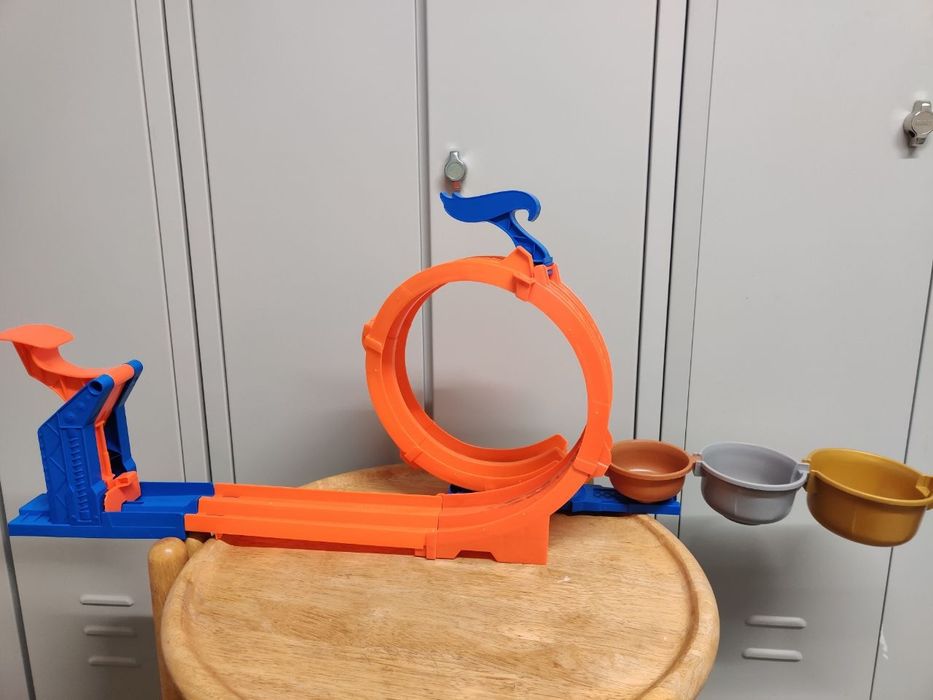 Трек Хот Вілс рампа