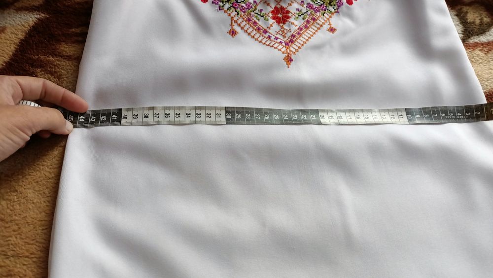 Вишите плаття нове