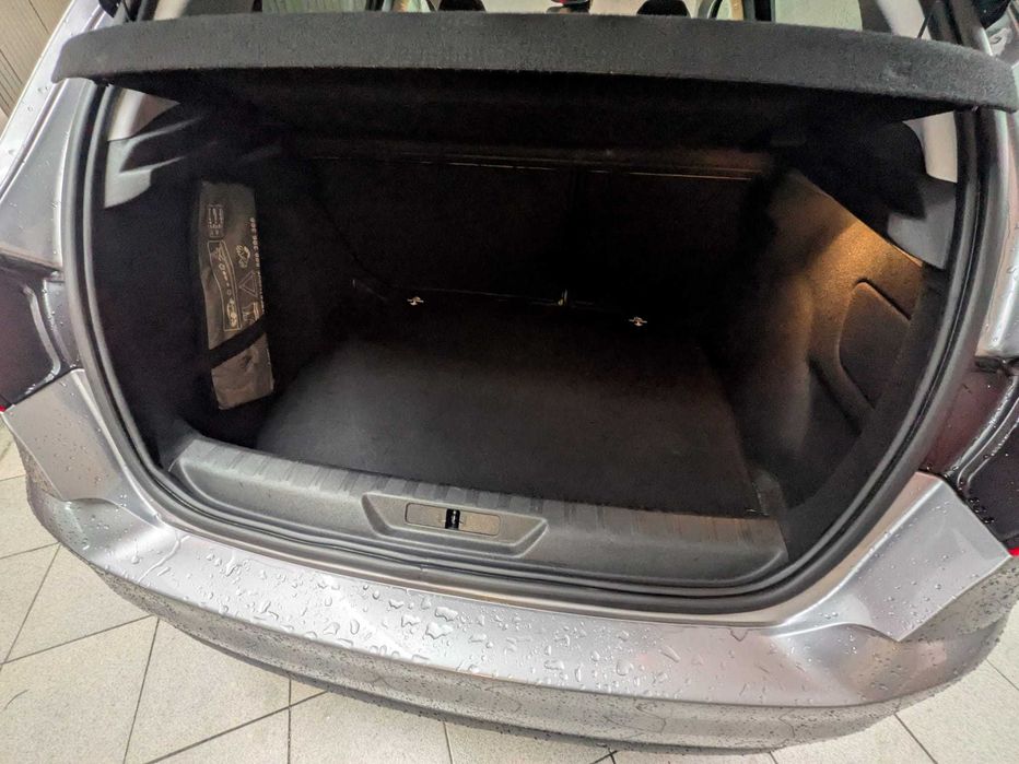 Peugeot 308 - Diesel – Ano 2017 – Excelente Estado