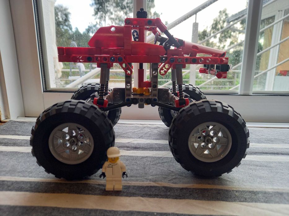 LEGO Technic 42005 Monster Truck
