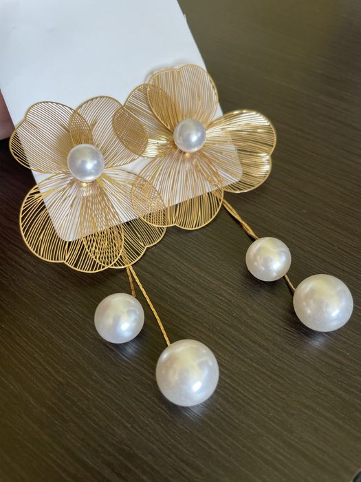 Продам нові сережки