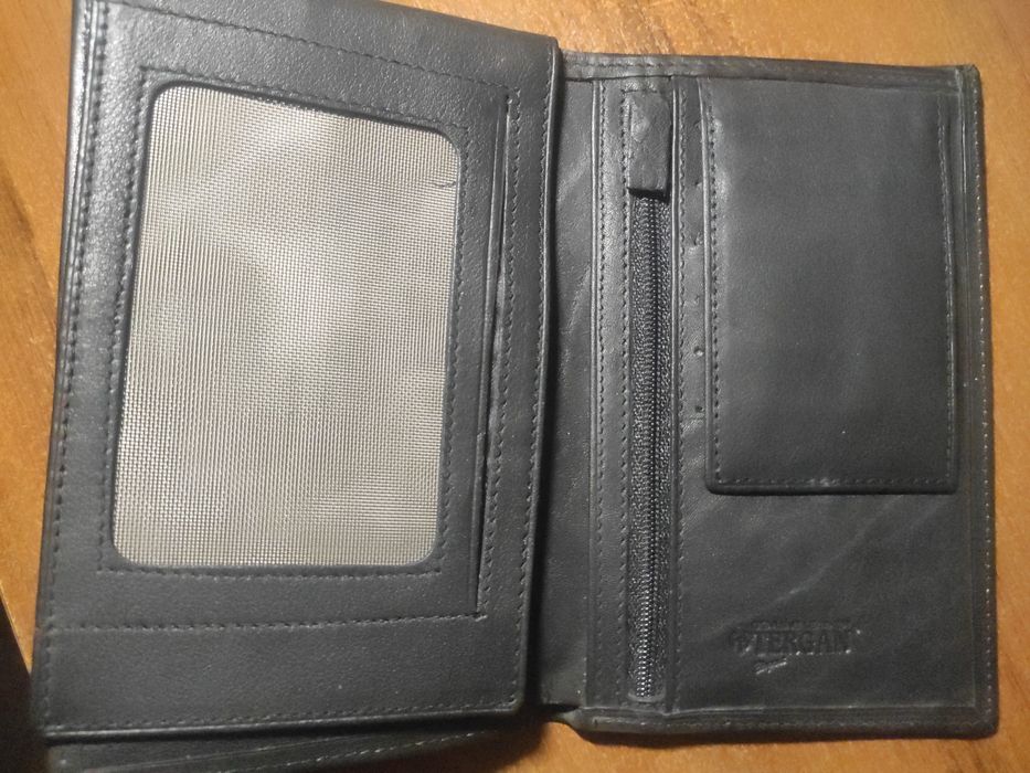 Портмоне , кошелёк мужской.