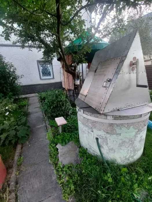 Продам приватний будинок с. Дзвінкове.Гараж,колодязь,альтанка,газ