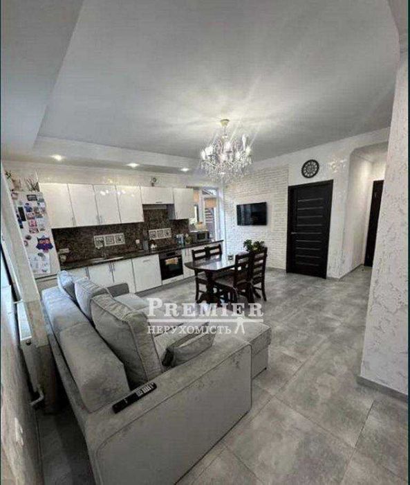 Продам дом в Нерубайском с ремонтом