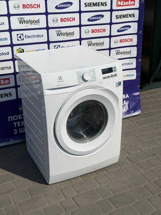 Пральна машина б/в Electrolux 9кг 1600об з Європи #08214