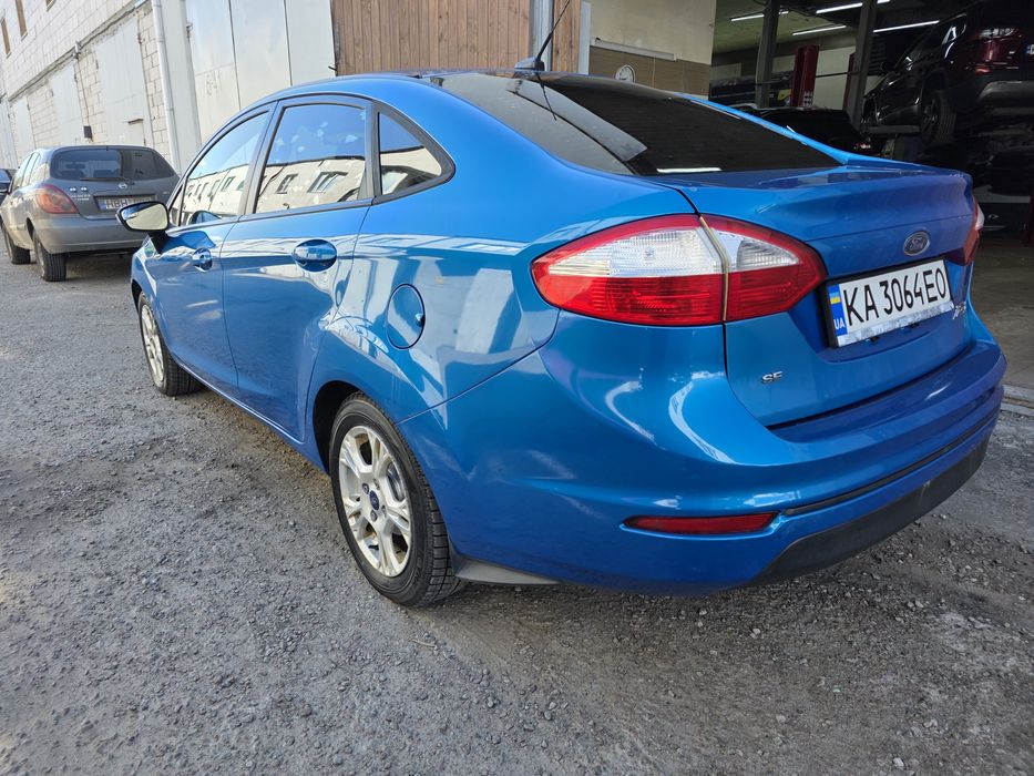 Ford Fiesta 2014 рік, 1.6 літра , автомат