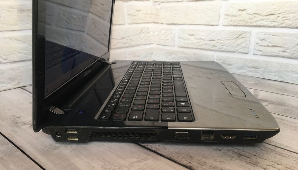 Ноутбук i7/Nvidia/ОЗУ 16gb/ SSD128gb+HDD750gb