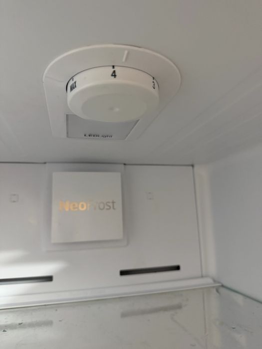 Холодильник  AlTUS