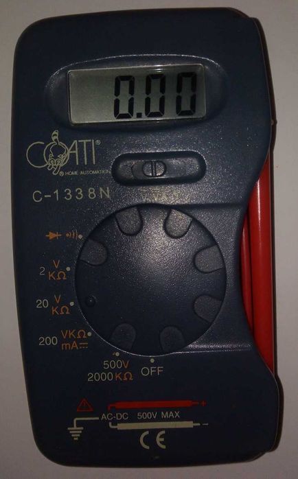 Multimetro com varias funcões pequeno.