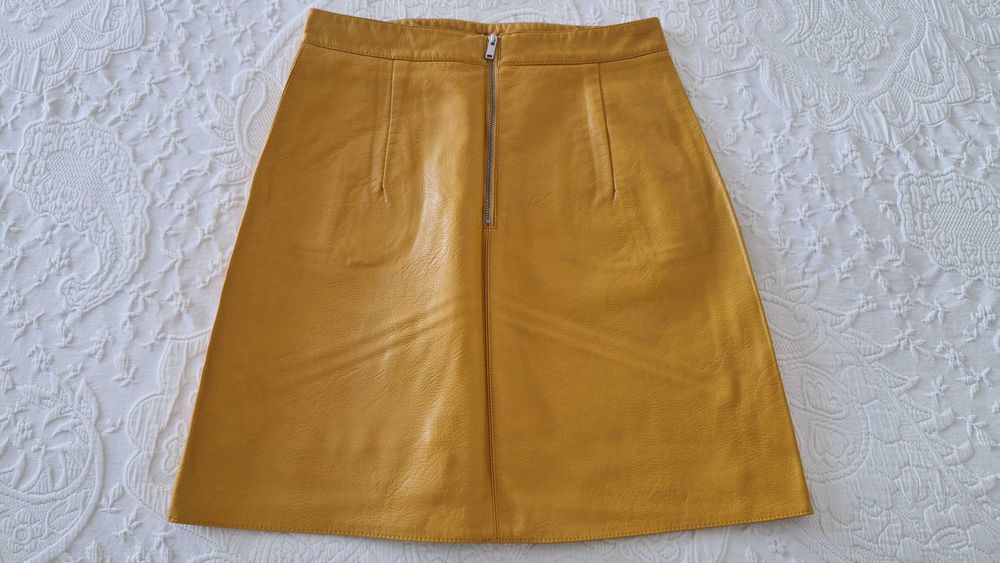 Saia mostarda Zara, tamanho S