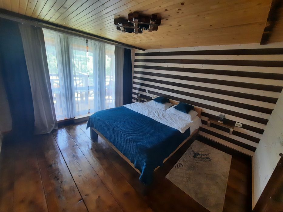 Котедж "Карпатський двір" .Відпочинок в карпатах.Оренда будинку