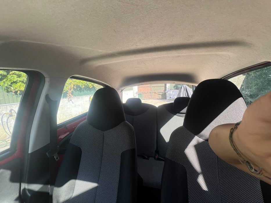 Venda Toyota Aygo 2012