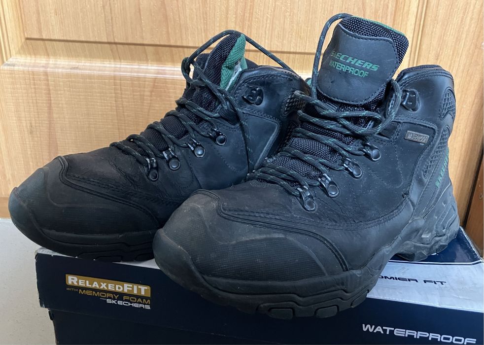 Зимові чоботи Skechers Waterproof [US 9]