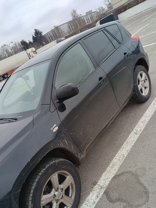 Продам тойота рав 4