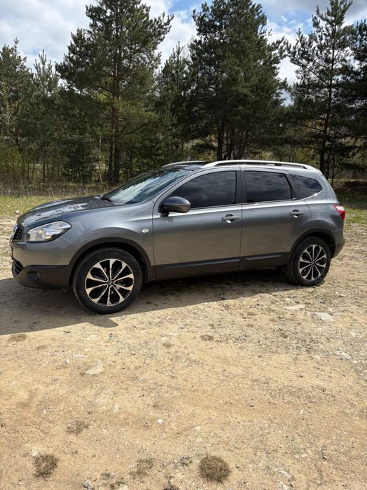 Nissan Qashqai +2
