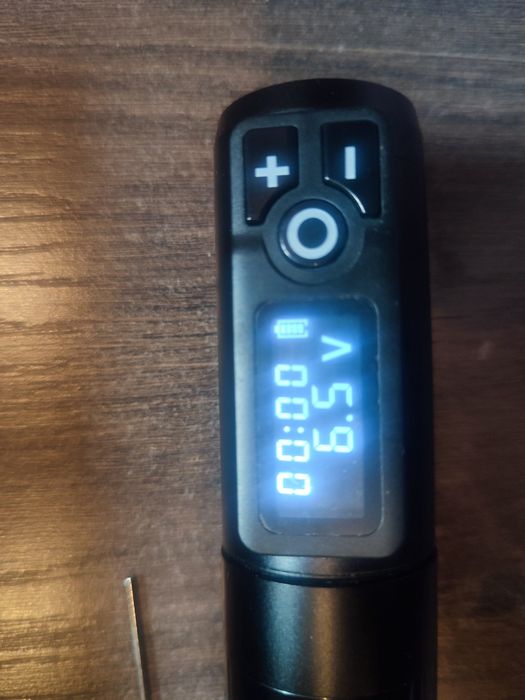 Продается тату машинка Ambition Soldier Black Gloss