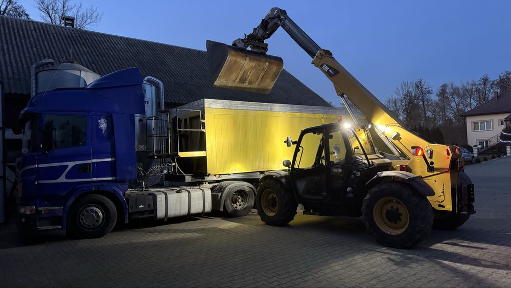 Transport materiałów sypkich - zboża, wapna, kruszywa, żwiru, piasku