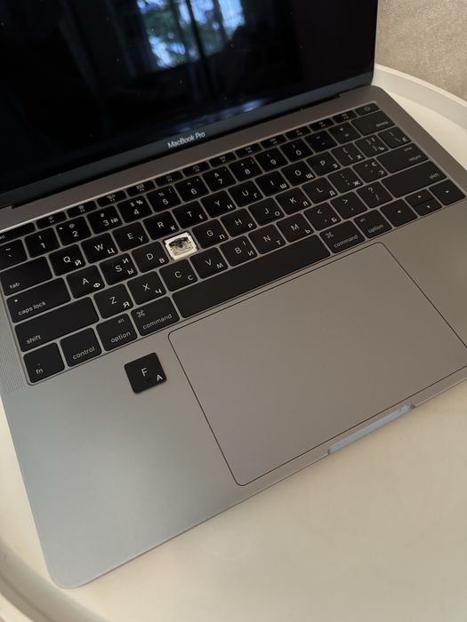 MacBook Pro A1708