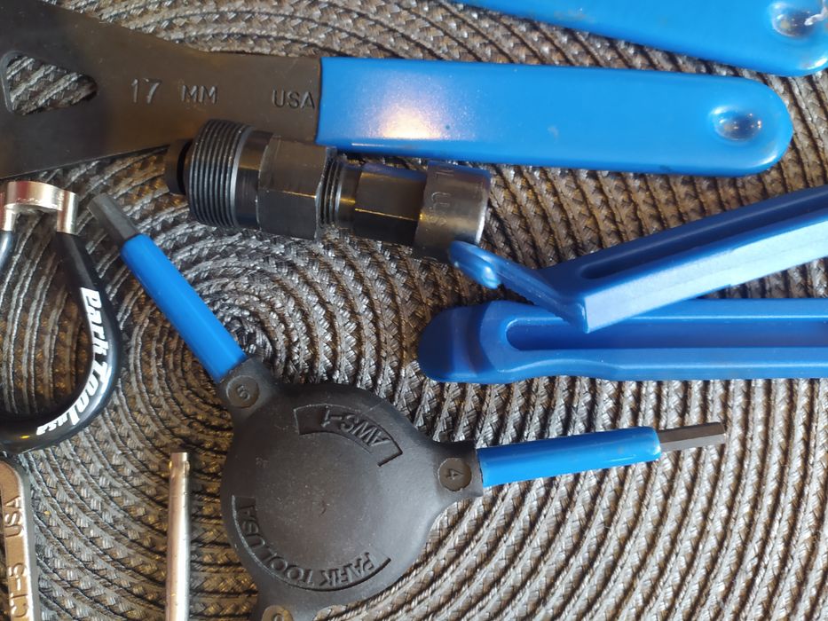 Klucze narzędzia rowerowe