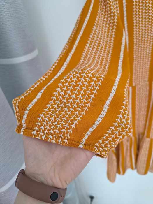 Sukienka boho 100% wiskoza rozmiar 44 oversize musztardowa, b.young