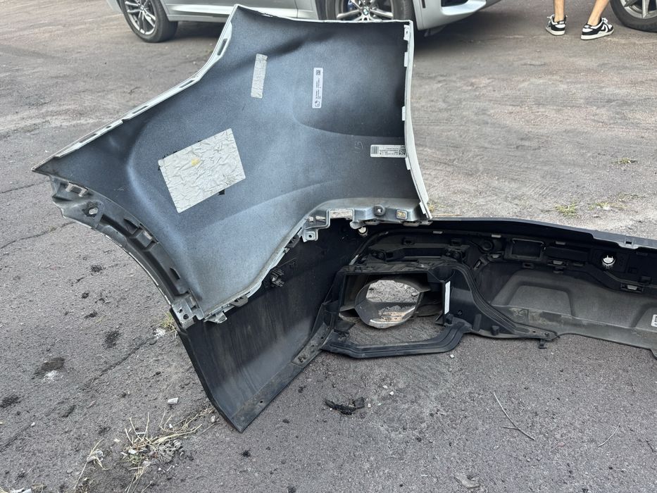 Задний Бампер на BMW X5 G05 белый в сборе