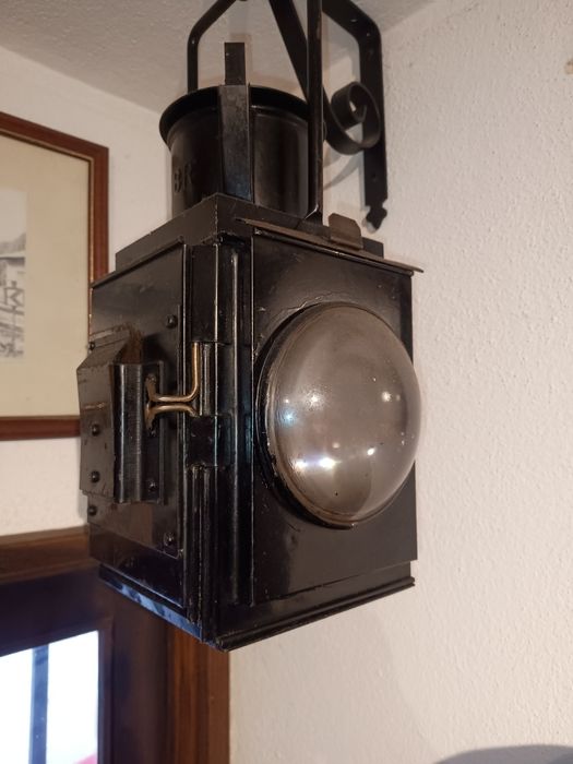 Vários artigos muito antigos