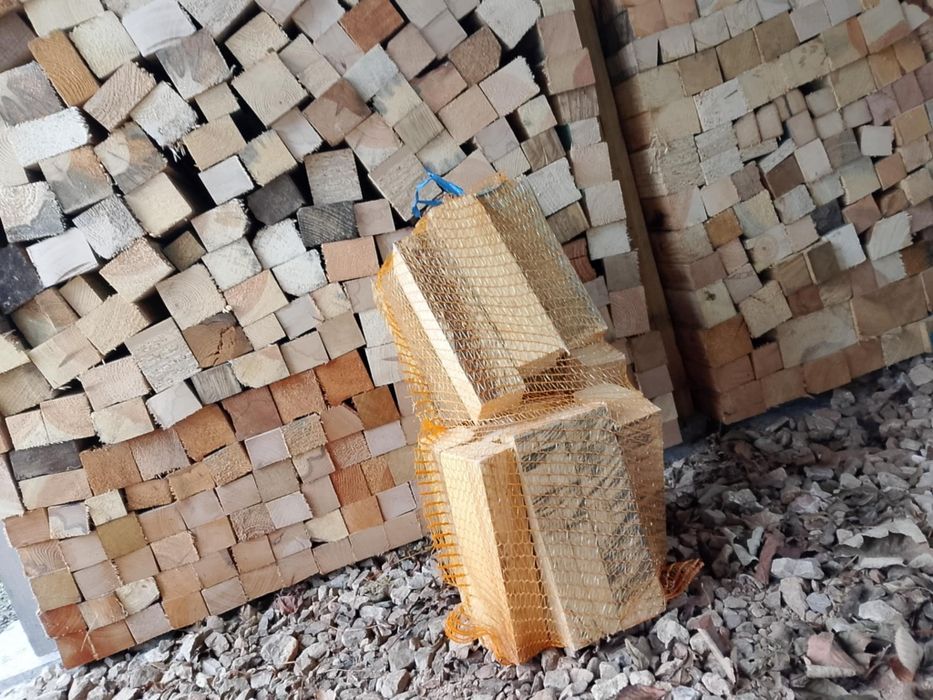 Drewno kantówki worek na opał Drewno opałowe Miechów