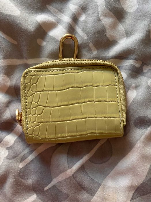 Porta moedas parfois novo