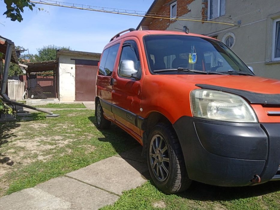 Авто Citroen Berlingo