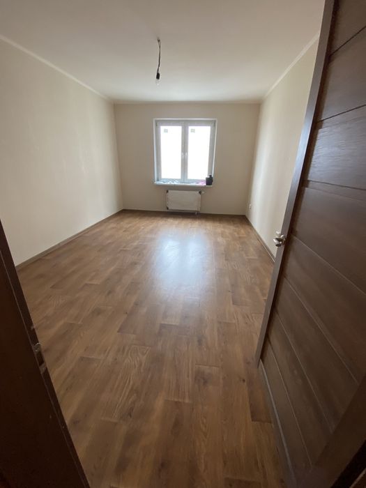 Продам новобудову 2к ЖК  Ревуцький Ревуцького 54.м Харківська Позняки