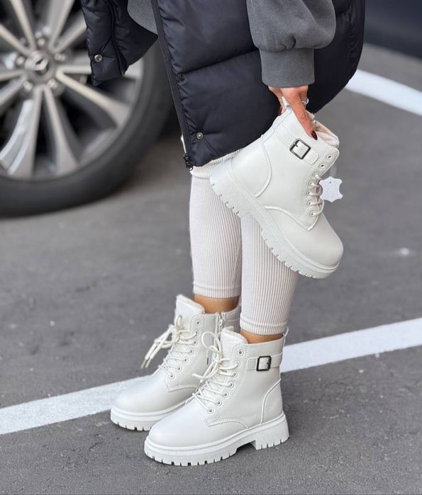 Сапожки, ботинки,сароги,черевики.