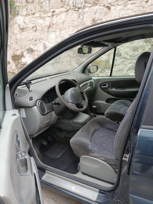 Renault scenic 1.4