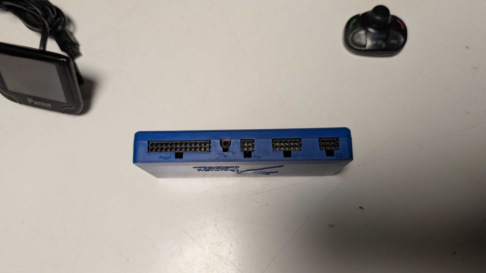 Kit Bluetooth Parrot MKI9200 Mãos-livres