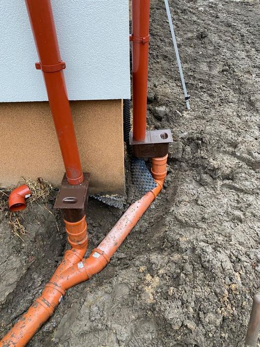 Odwodnienia budynków terenu drenaże