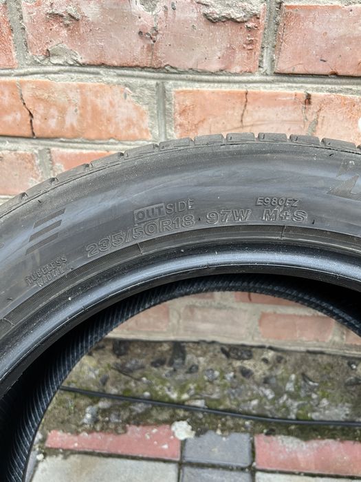 Bridgestone 235/50/R18