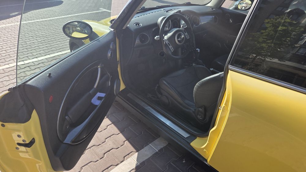 Продам Mini Cooper R50