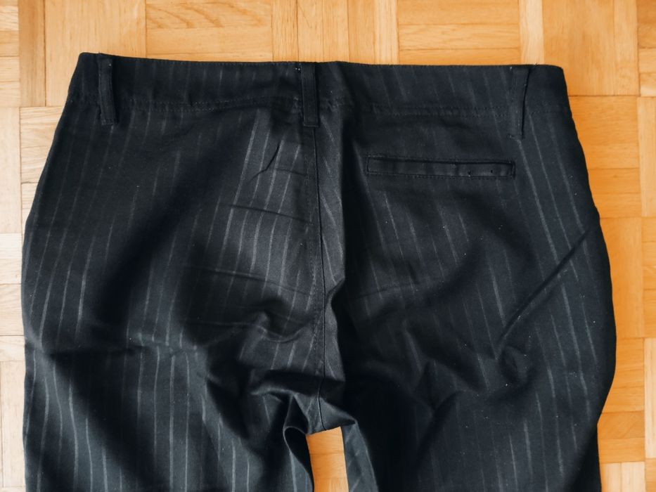 Spodnie eleganckie w paski rozm. S Fishbone