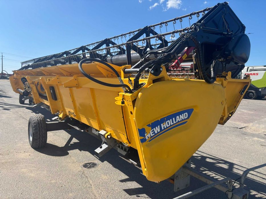 Heder z wózkiem New Holland Varifeed 35V